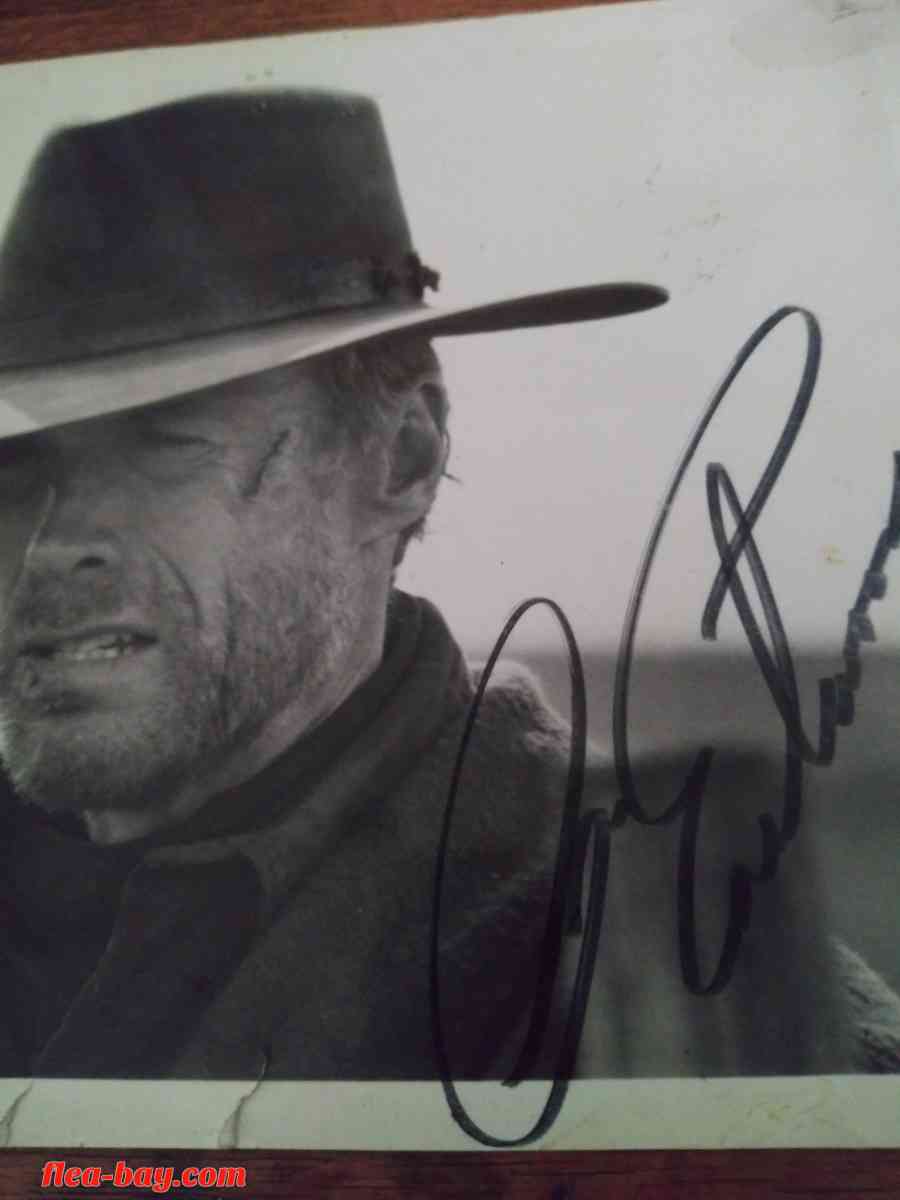 AUTOGRAPH picture of client eastwood.real not fake