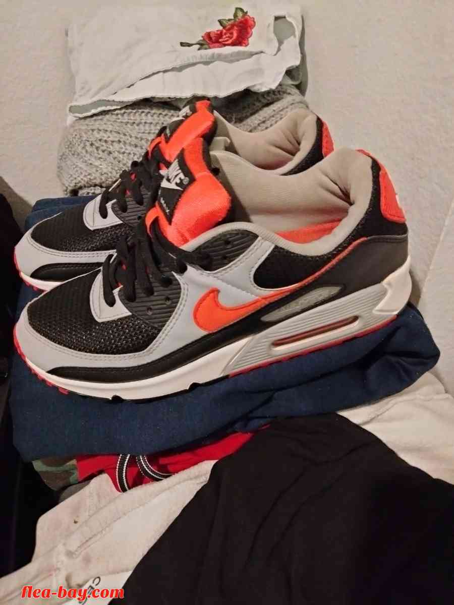 Nike AirMax 90 womens