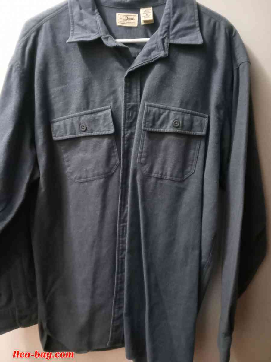 L.L. Bean(Men's Flannel Dress Button Down Long Sleeve Shirt)