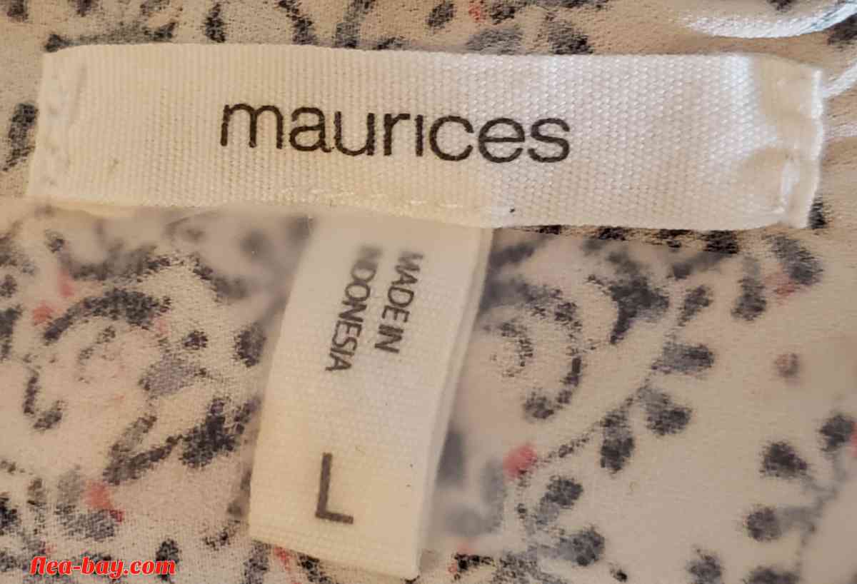 'Maurices' Top