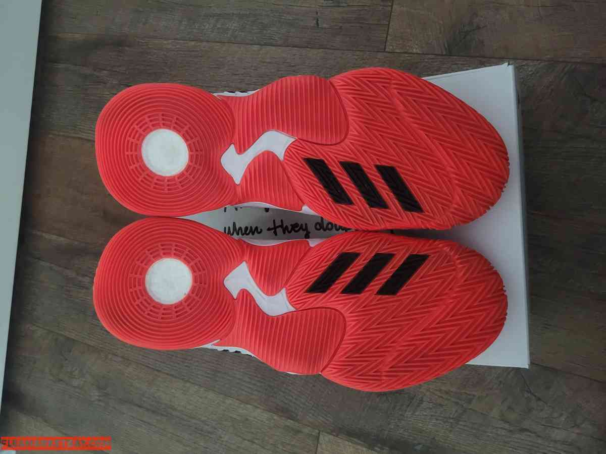 Adidas Trae Young: So So Def Recording Atlanta