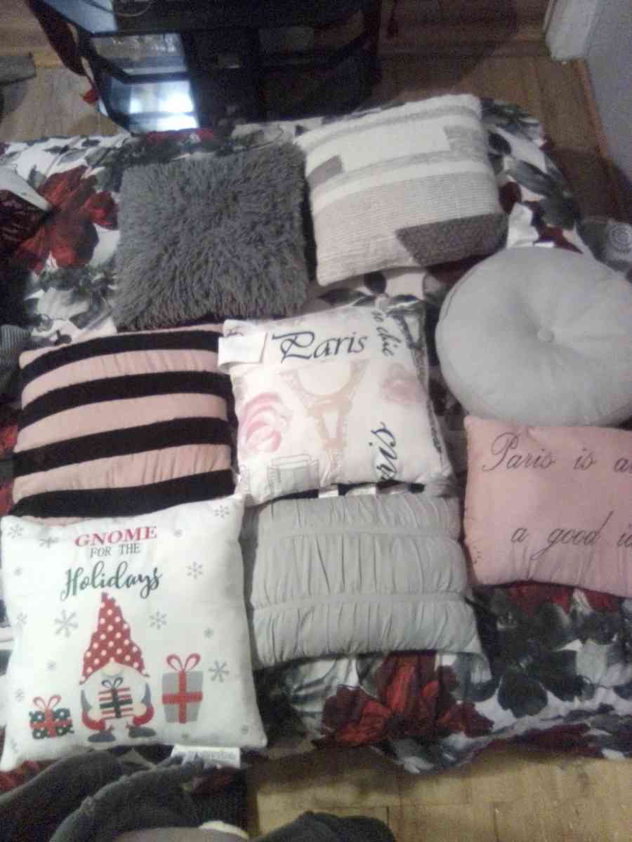 pillows decorations