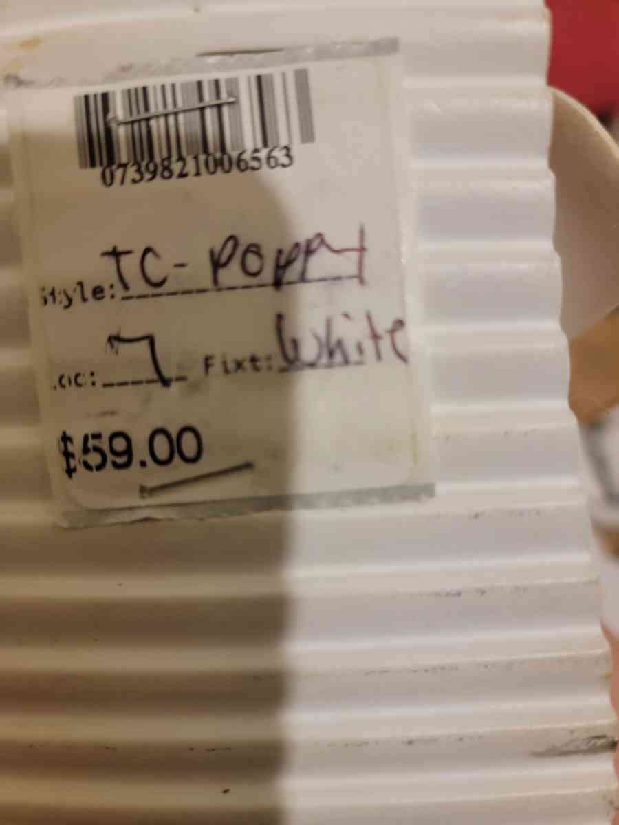 womens size 7 sandals NEW