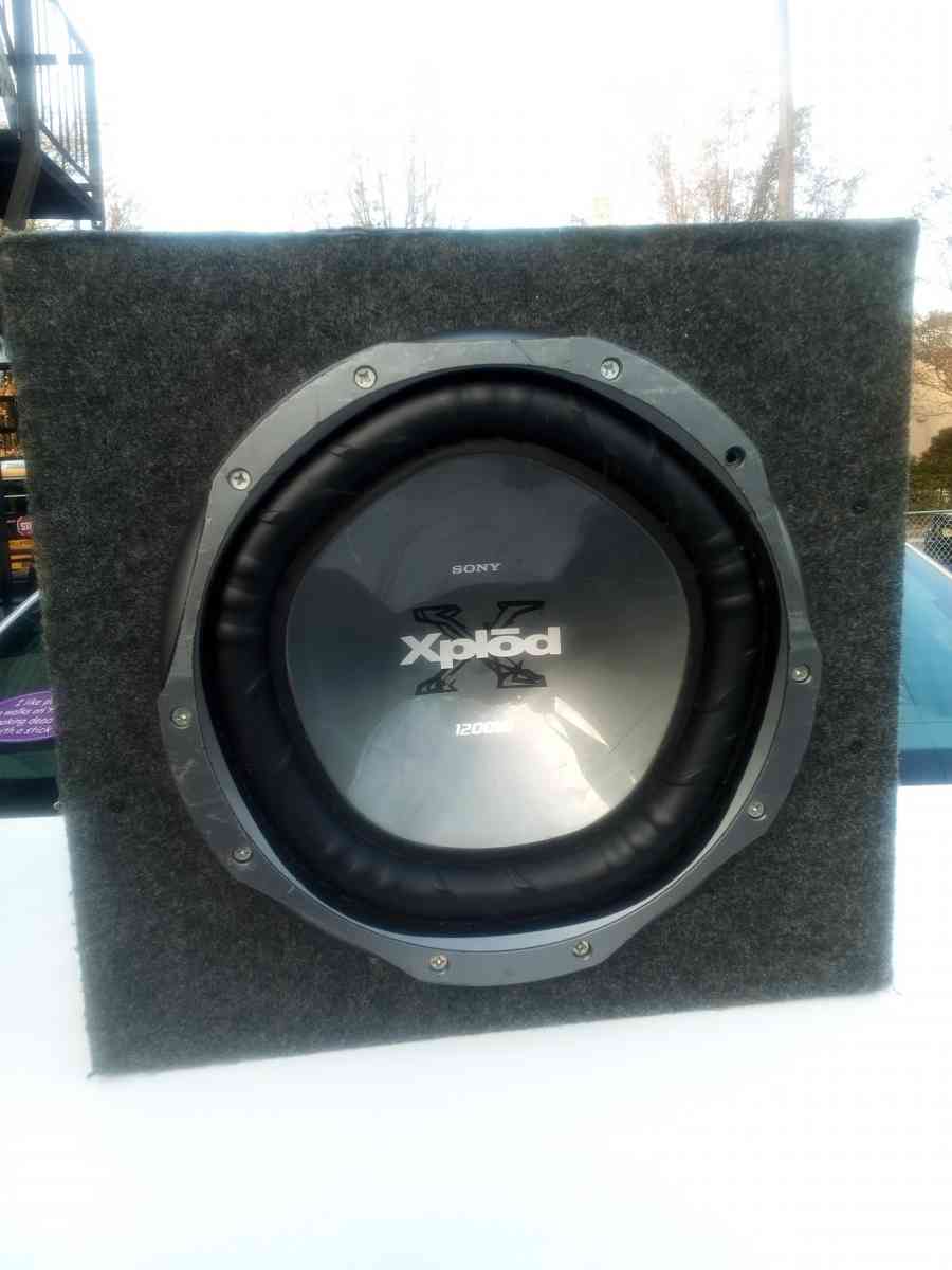 sony Xplod 1200 watt subwoofer speaker and cabinate .