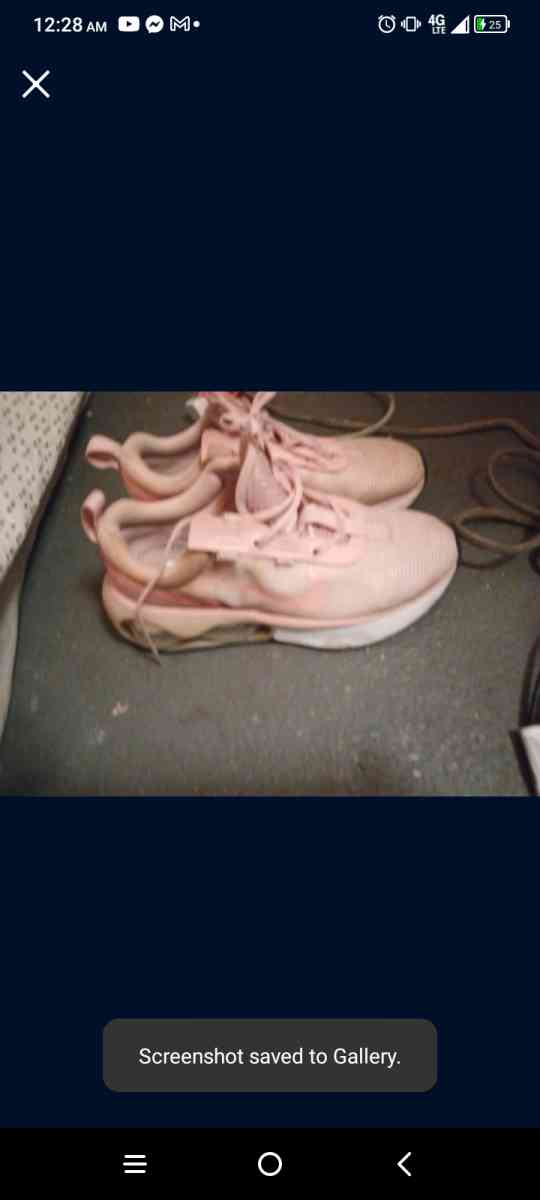 pink Nike air max women's size 6.5