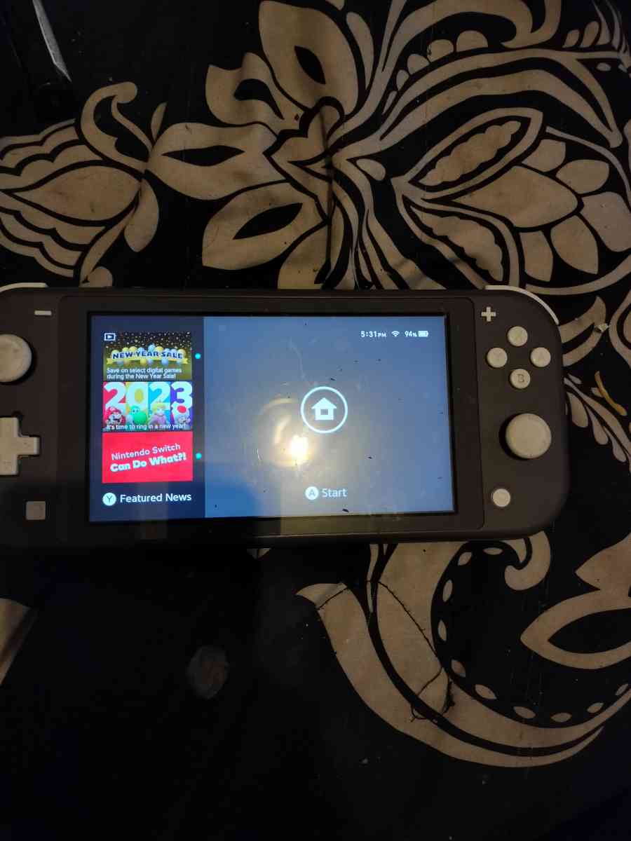 Nintendo Wii U and switch lite with games