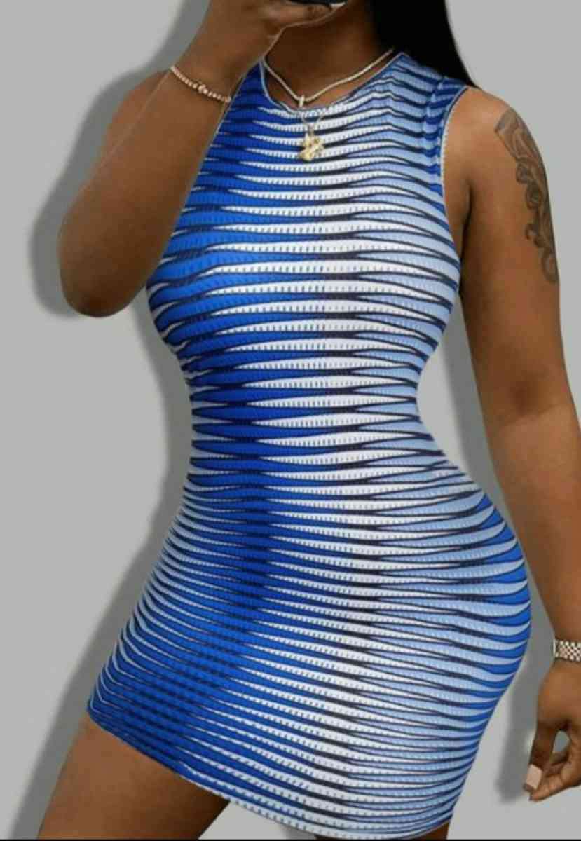 this is a bodycon two color dress plus size for Xxxxl