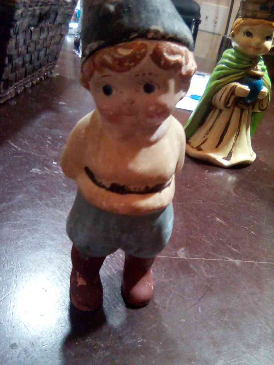 A dutch boy pilgrim hat