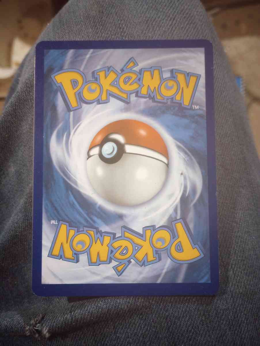 Pokemon card Charizard first edition shadowless