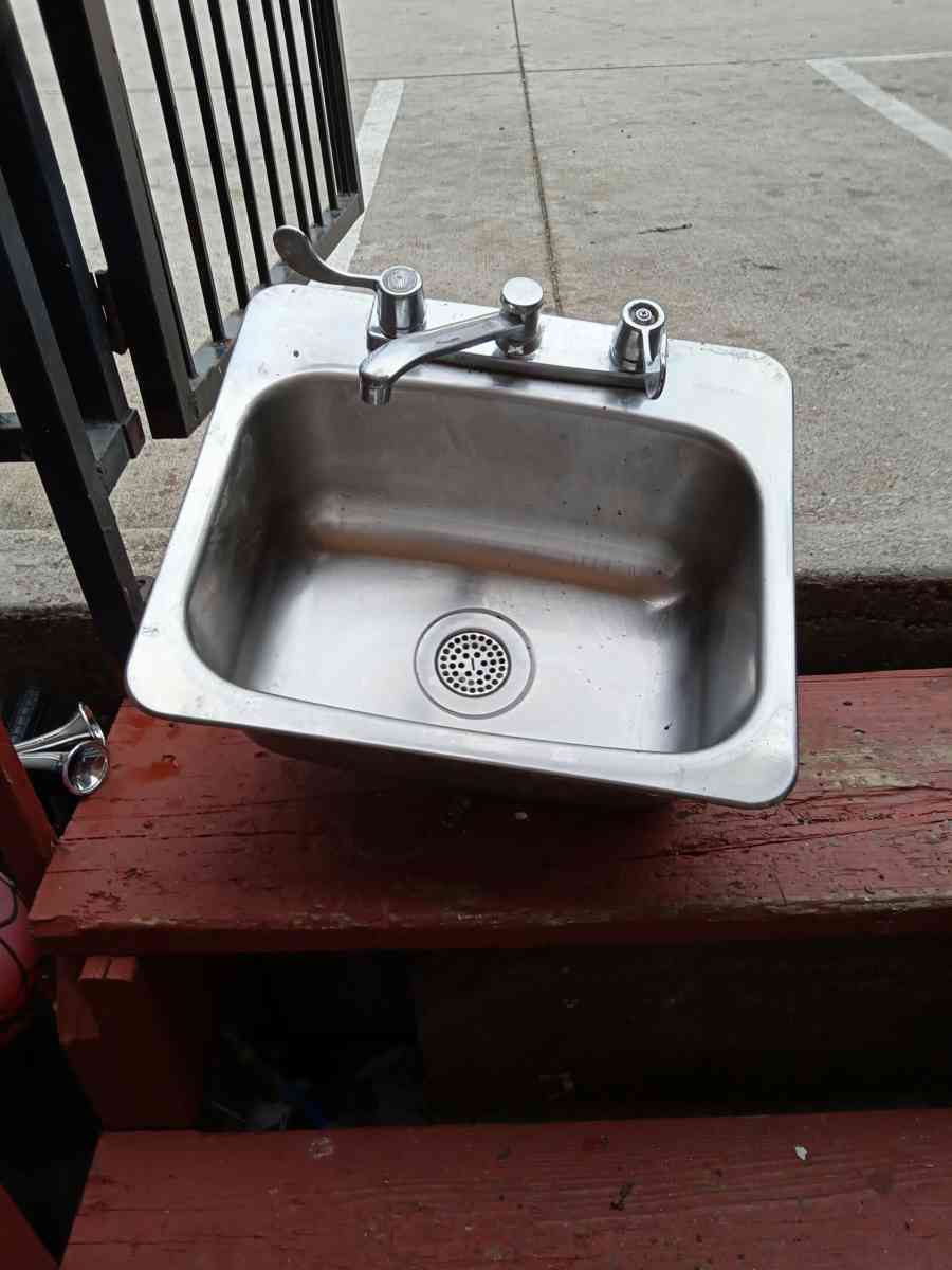 kitchen sinks for the different kinds