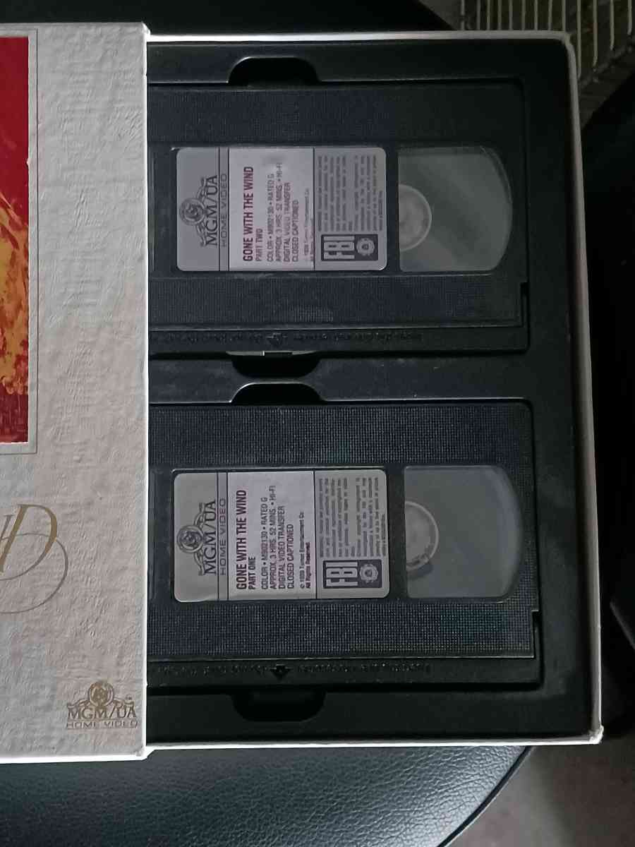 Gone With The Wind Deluxe VHS