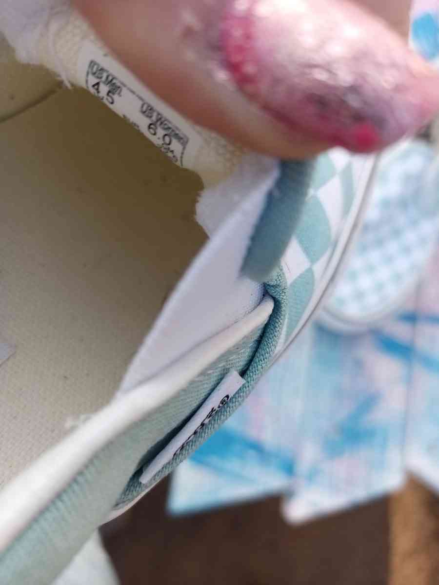 vans light blue brand new size 6