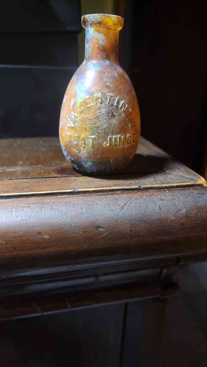 old bottles from late 1800s early 1900s