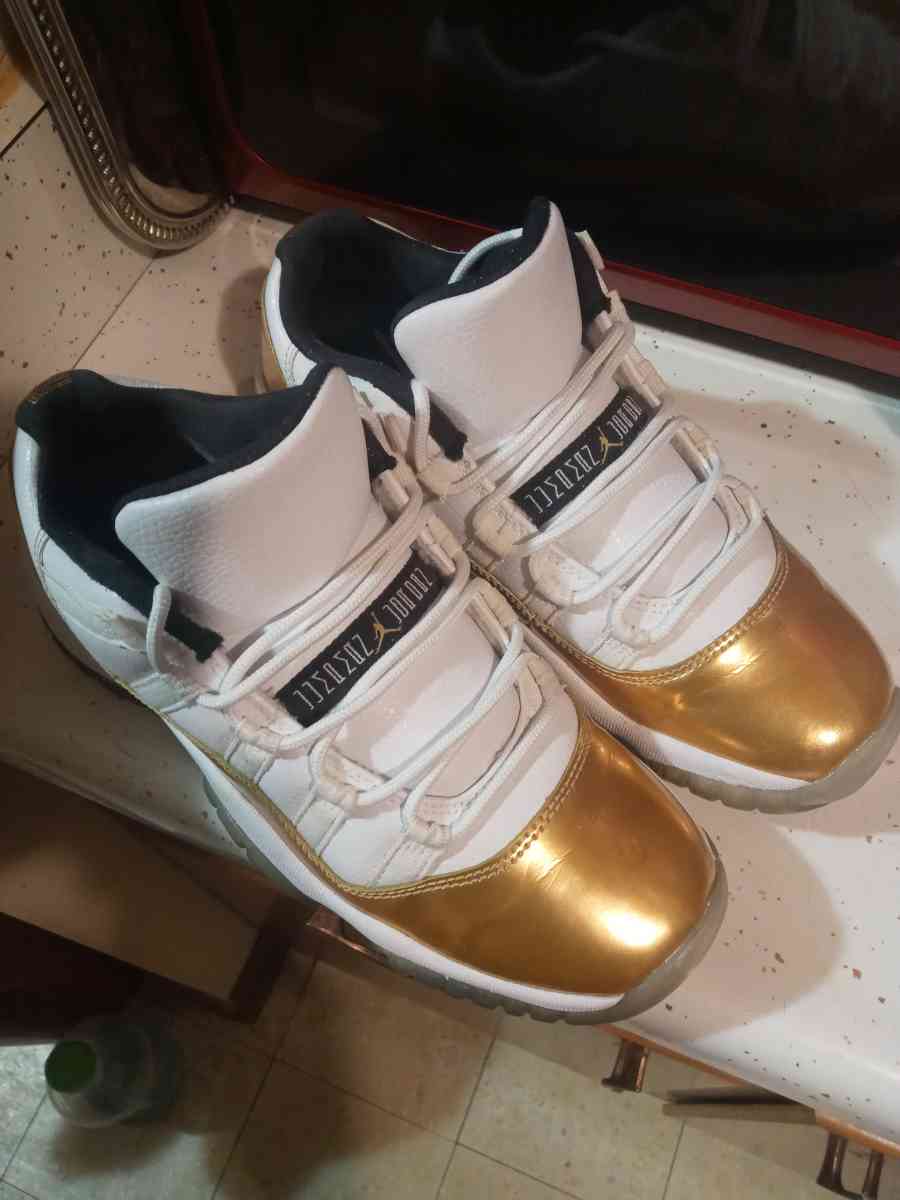 Jordan 11 lows in Chardon, Ohio