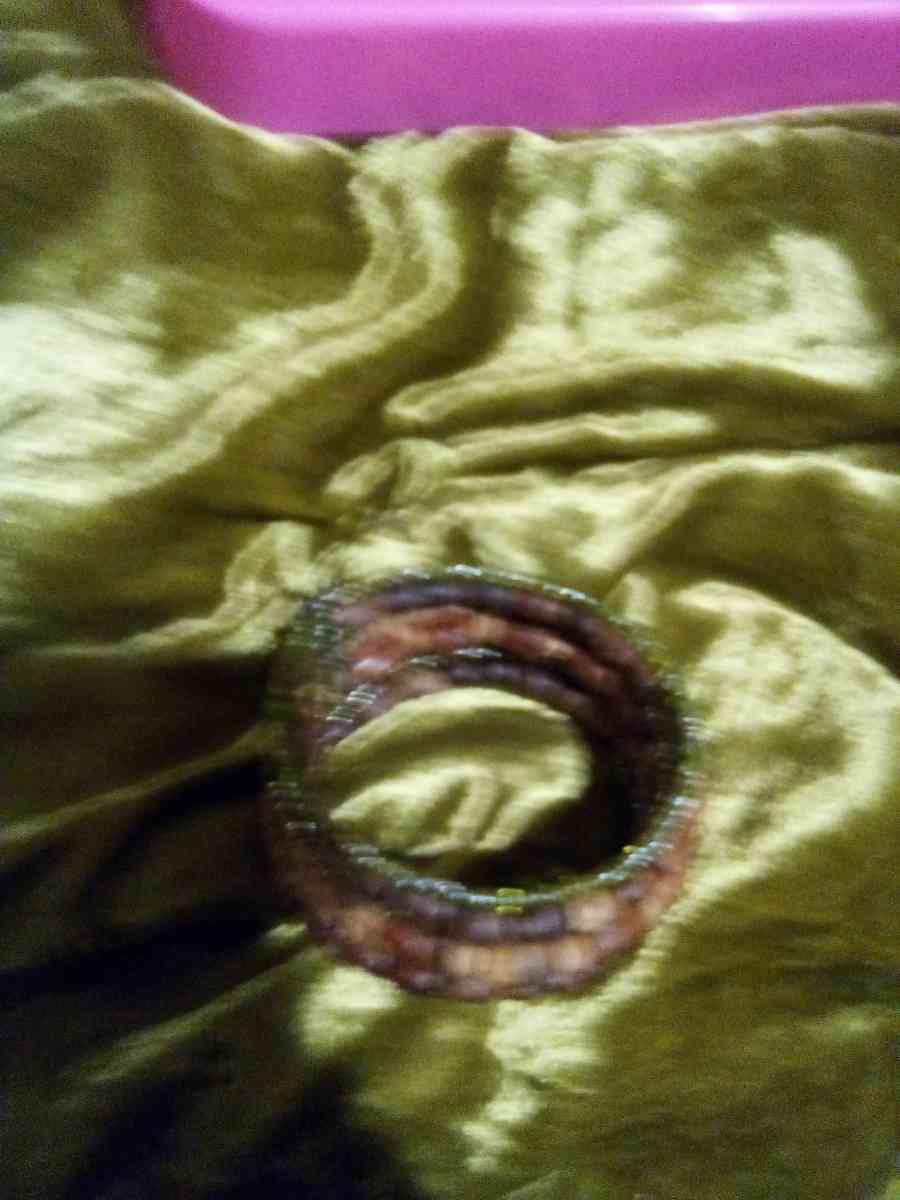 Bracket and necklace set