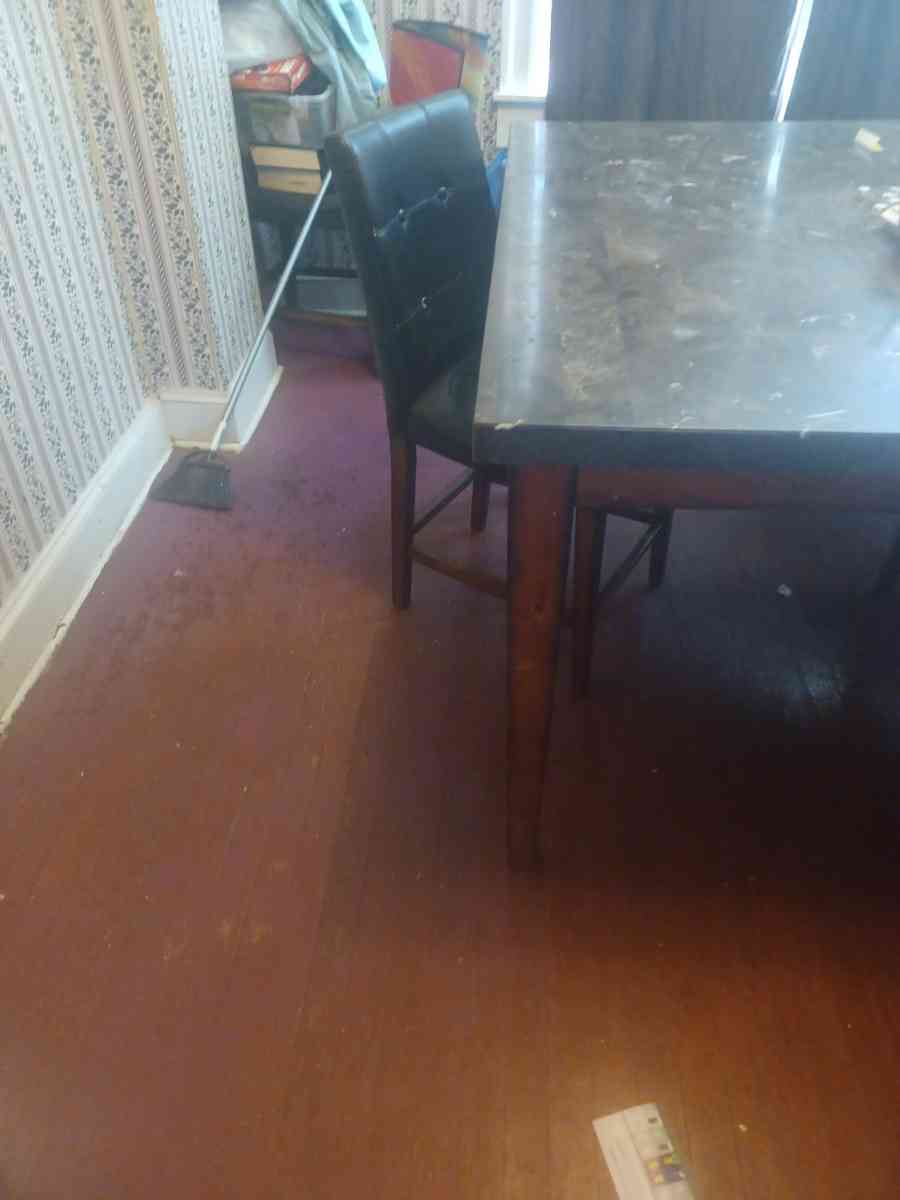 marble dinning room table with 4 chairs