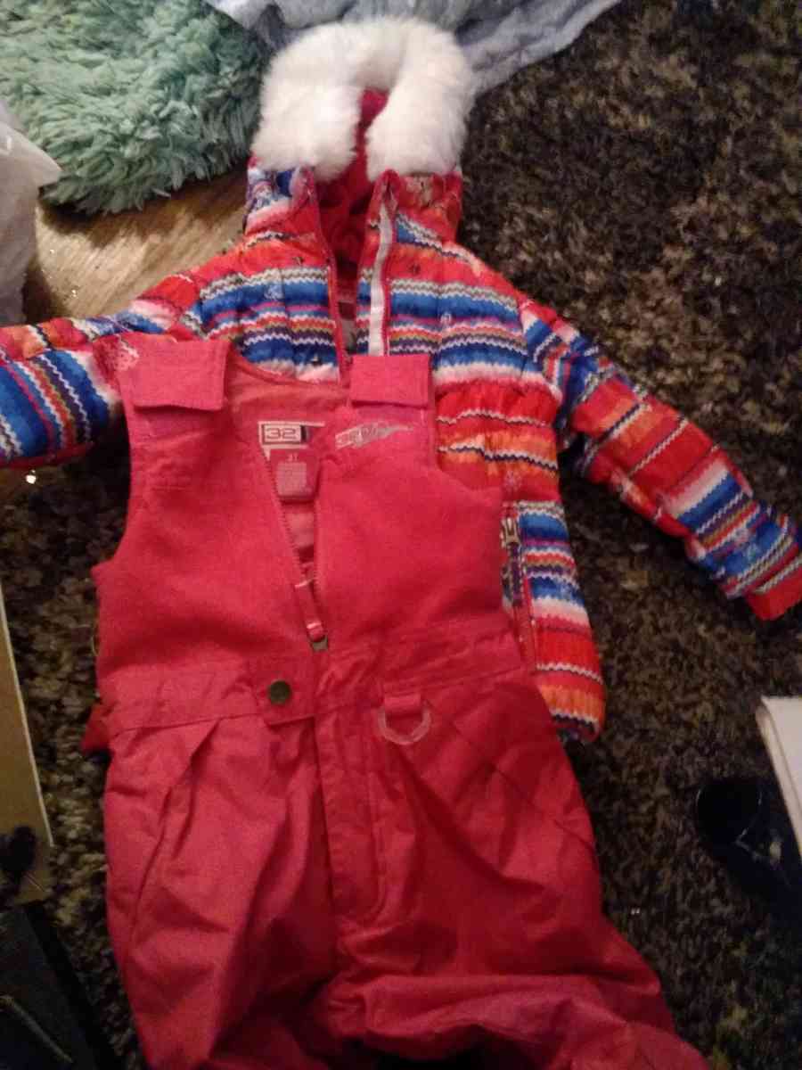 girls snow suits pink Platinum size 2T and 32