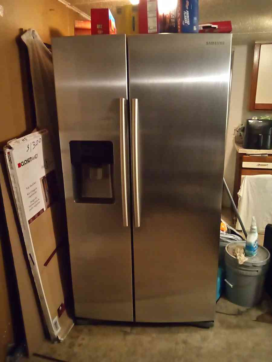 Samsung Bluetooth capable refrigerator