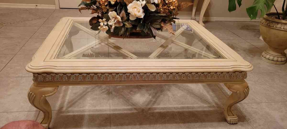 French style furniture