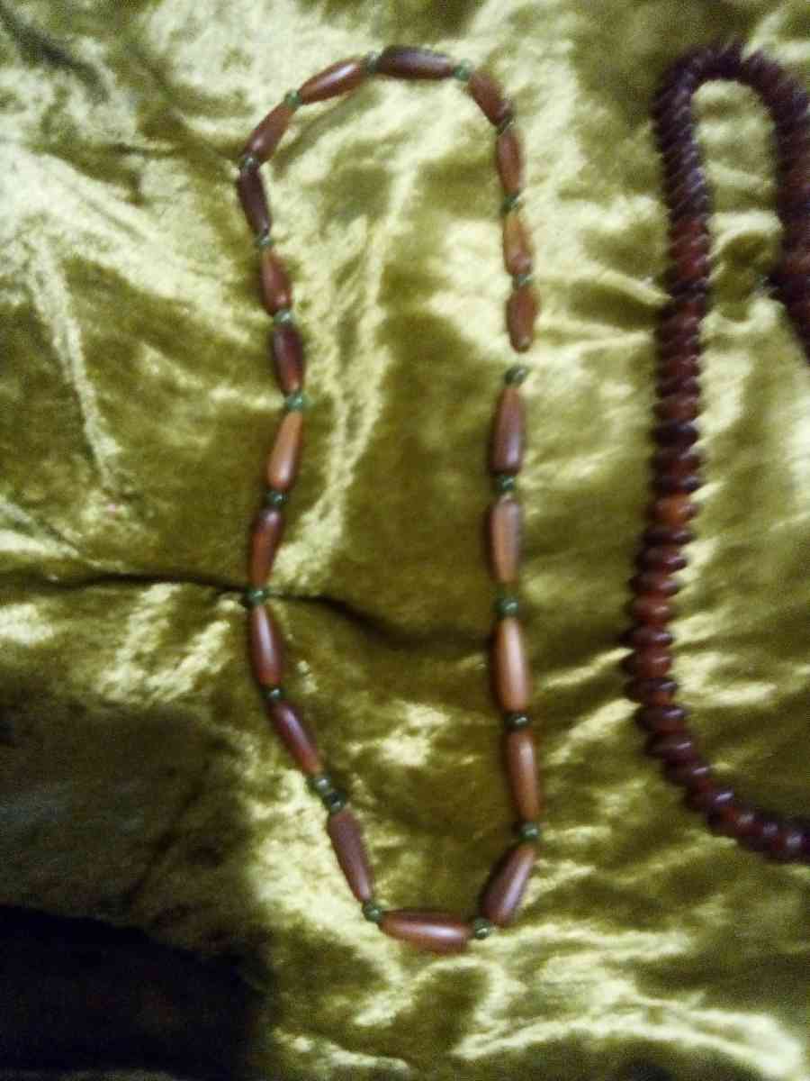 Bracket and necklace set