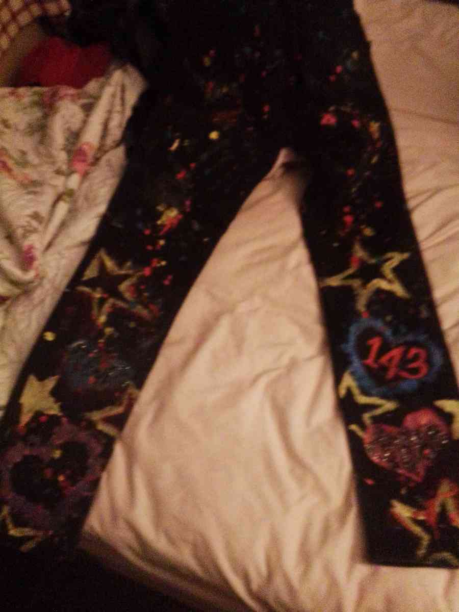 I make custom design pants shoes or shirts