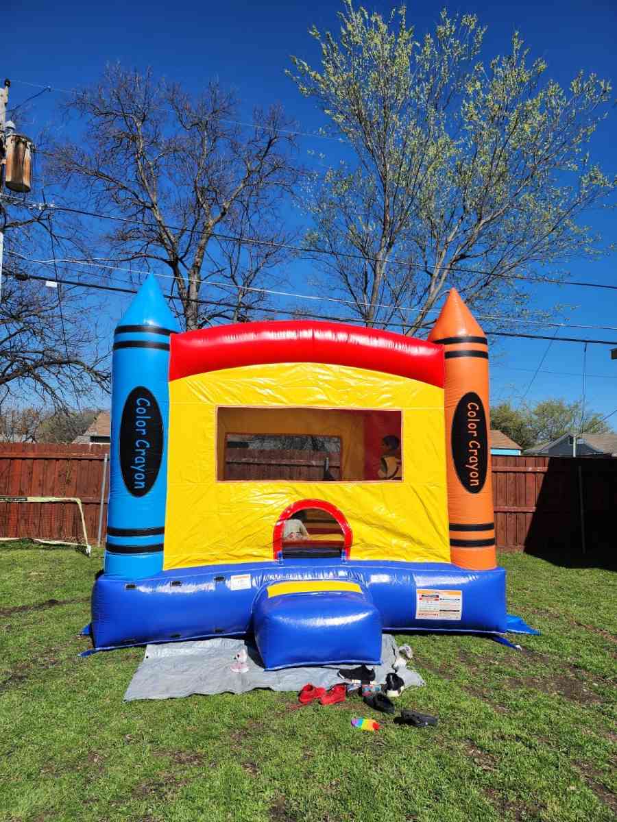 brincolin mesas y sillas de renta