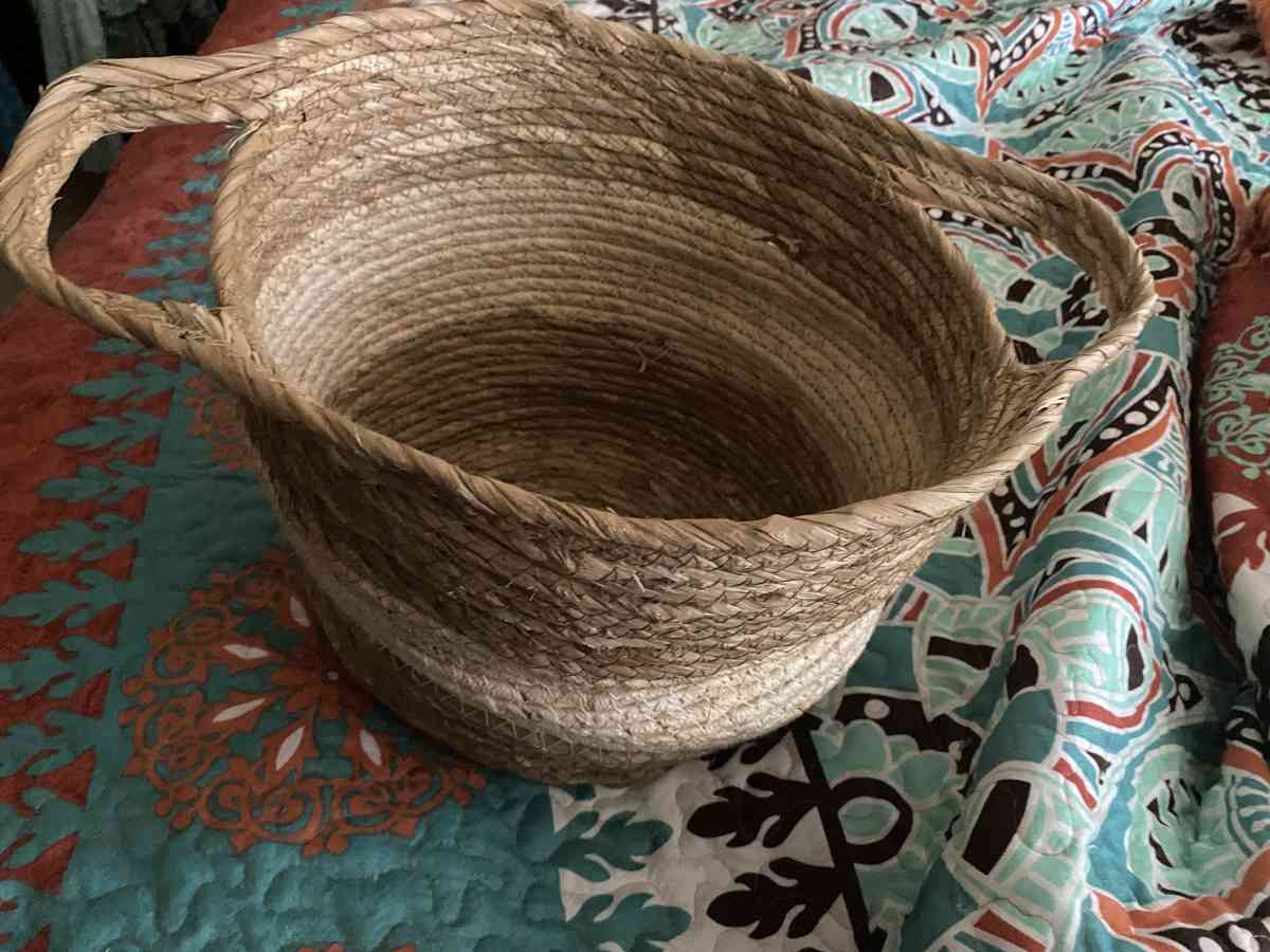 Beautiful woven bowl