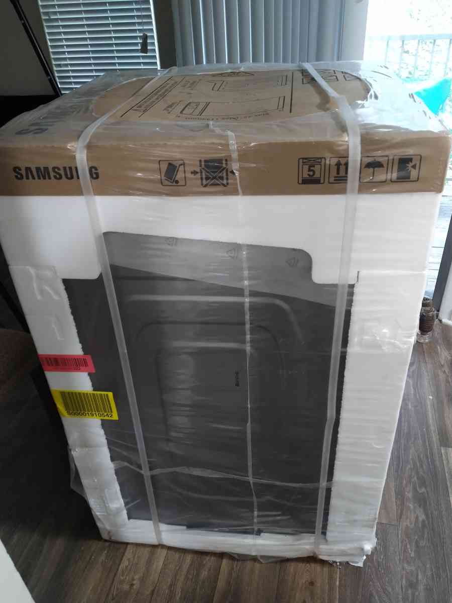 Brand new Samsung dryer