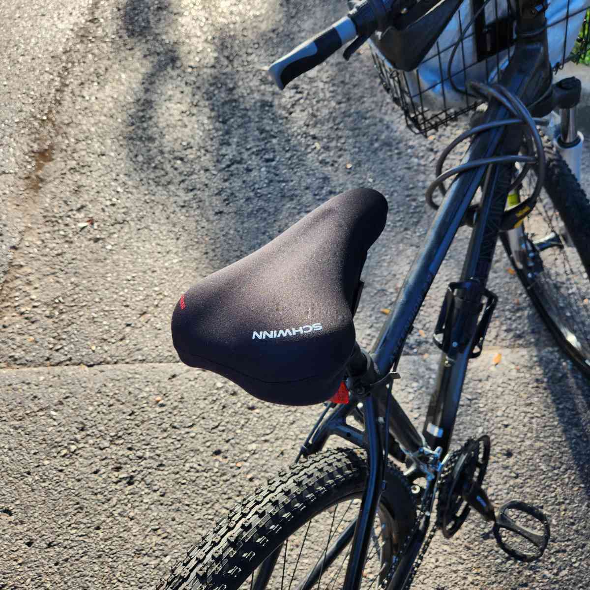 mi bike is everything is new the wheels is good