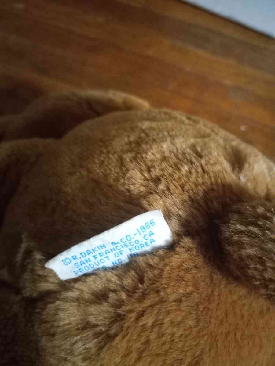 1986 Dakin bear