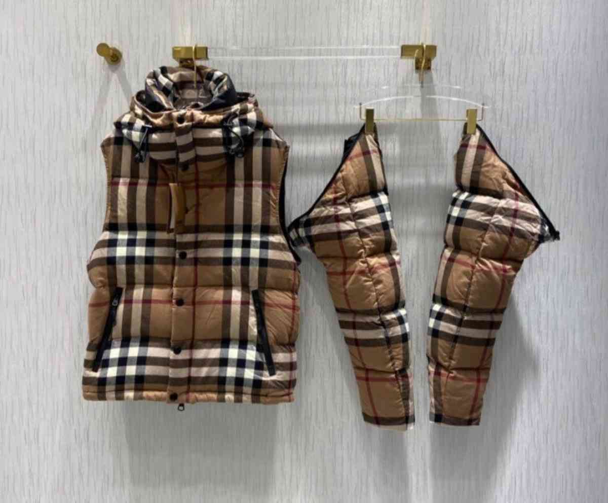 Burberry puff coat