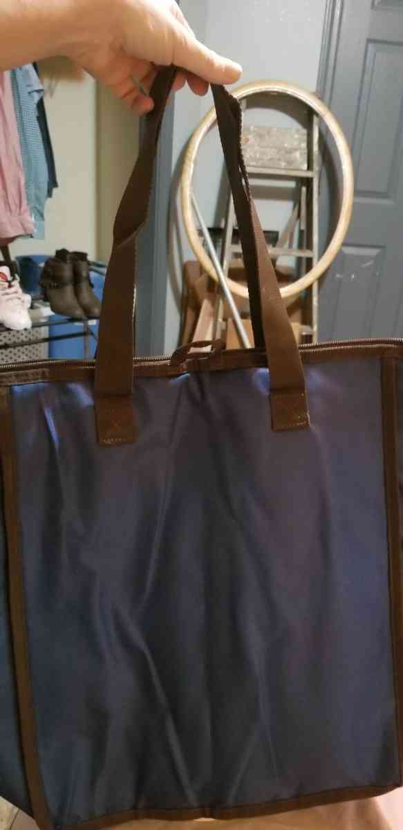 rachael Ray pack and go tote