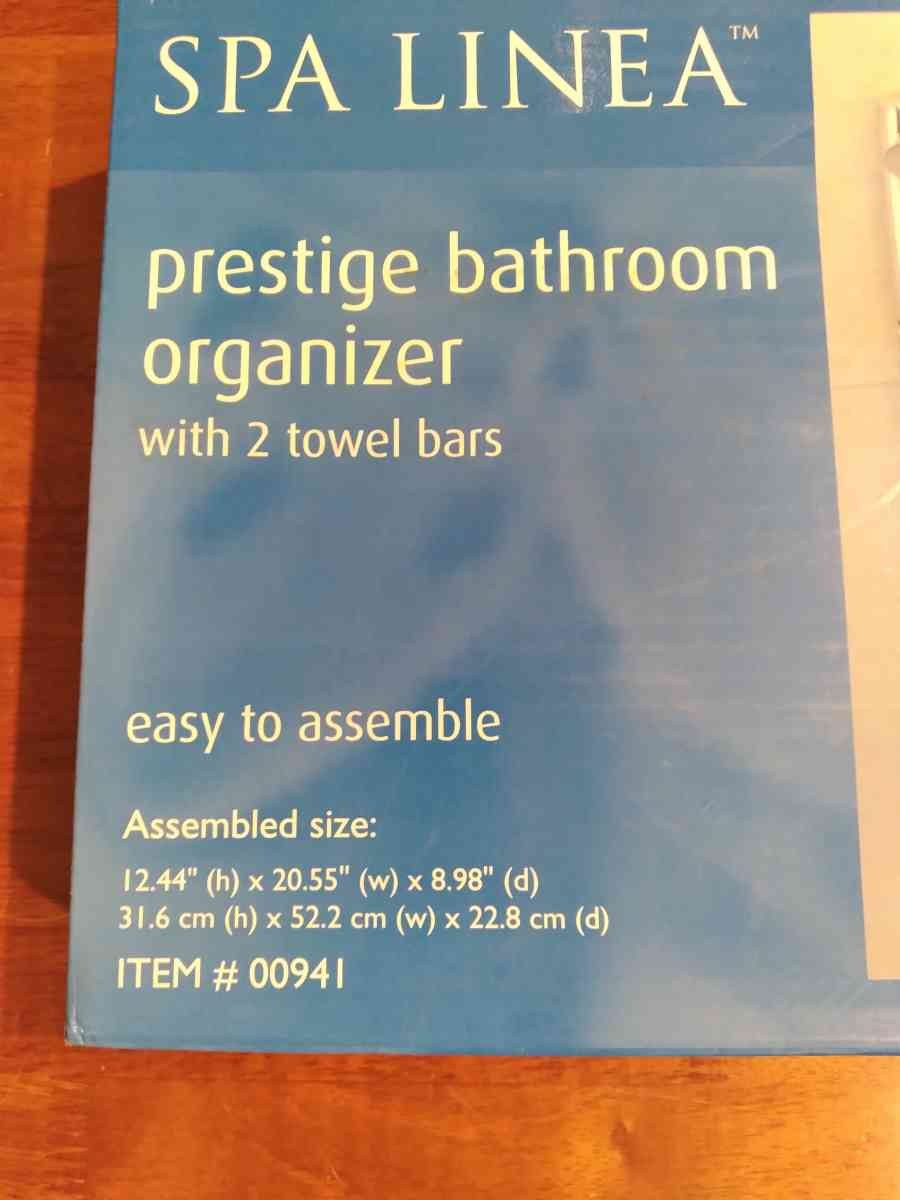 bathroom shelf and towel bars