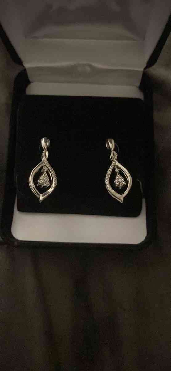 silver sapphire brand new reversible Kay earrings