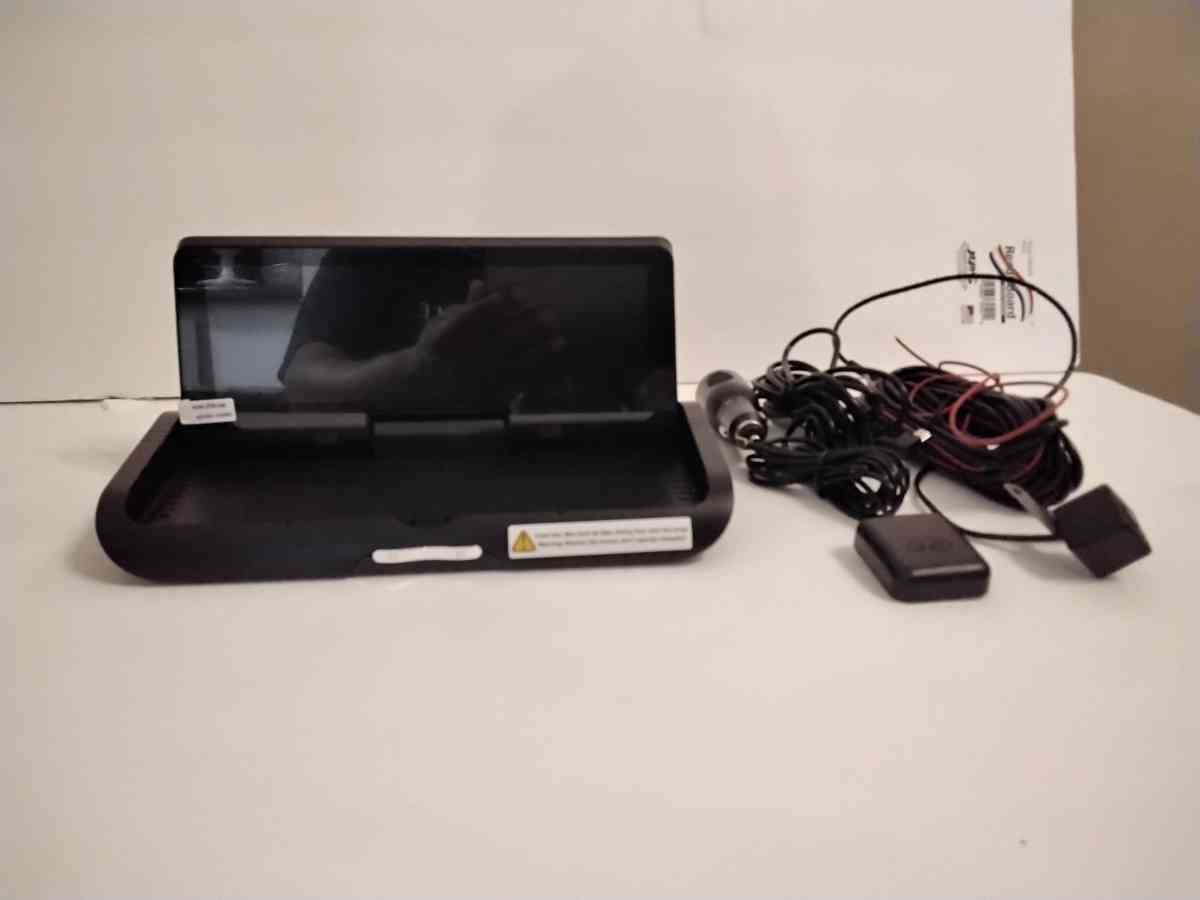 AFTERMARKET ON DASH GPS  SYSTEM WITH BUILTIN  DASH CAM
