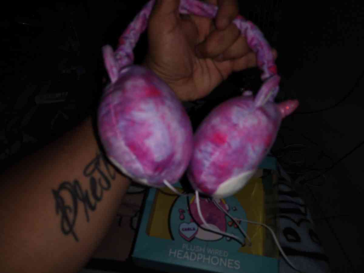 animal plushy headphones