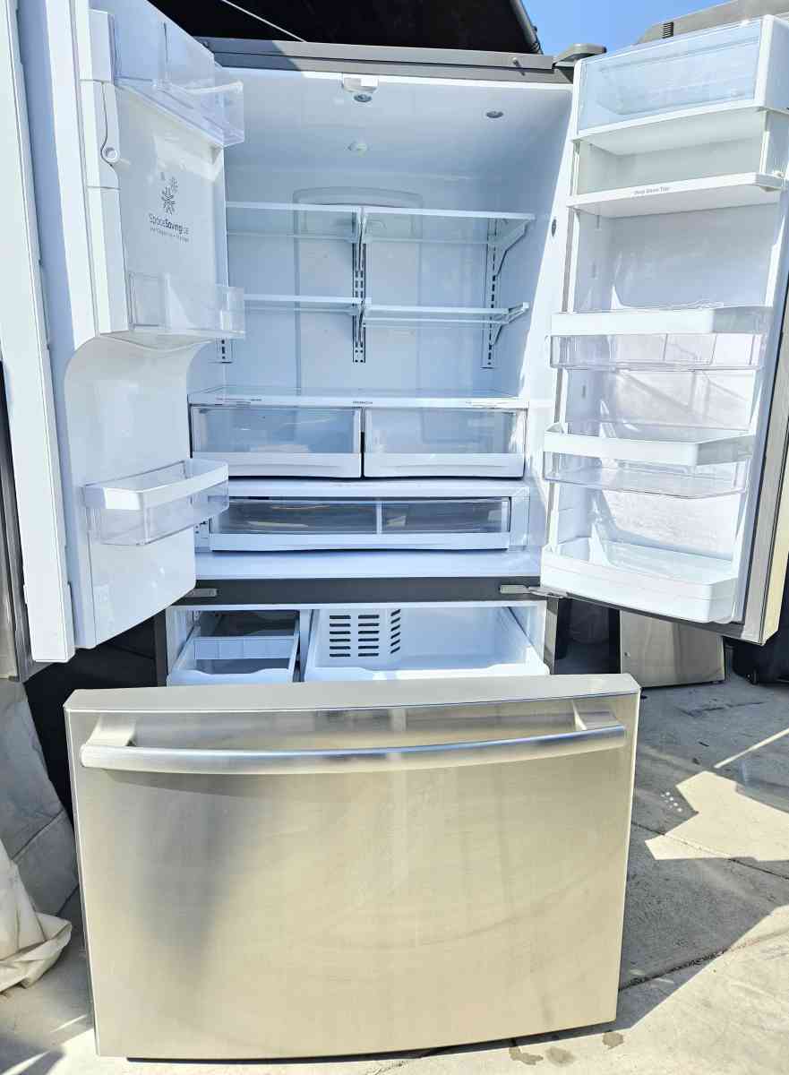 GE FRENCH DOOR STAINLESS STEEL REFRIGERATOR