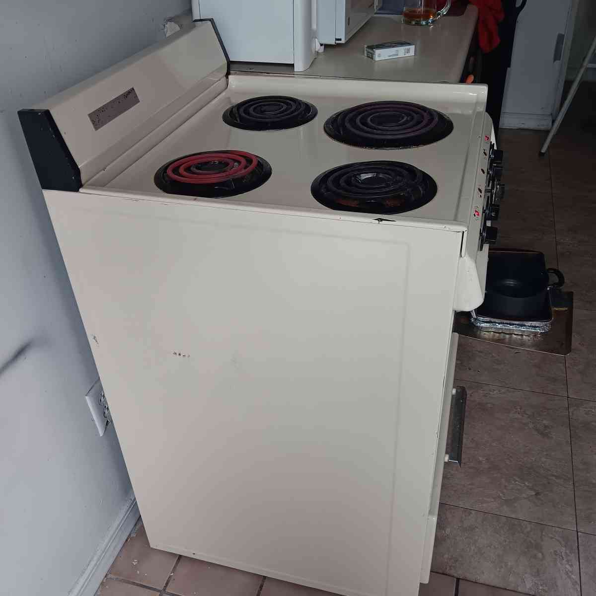 Oven stove small for studio or small area