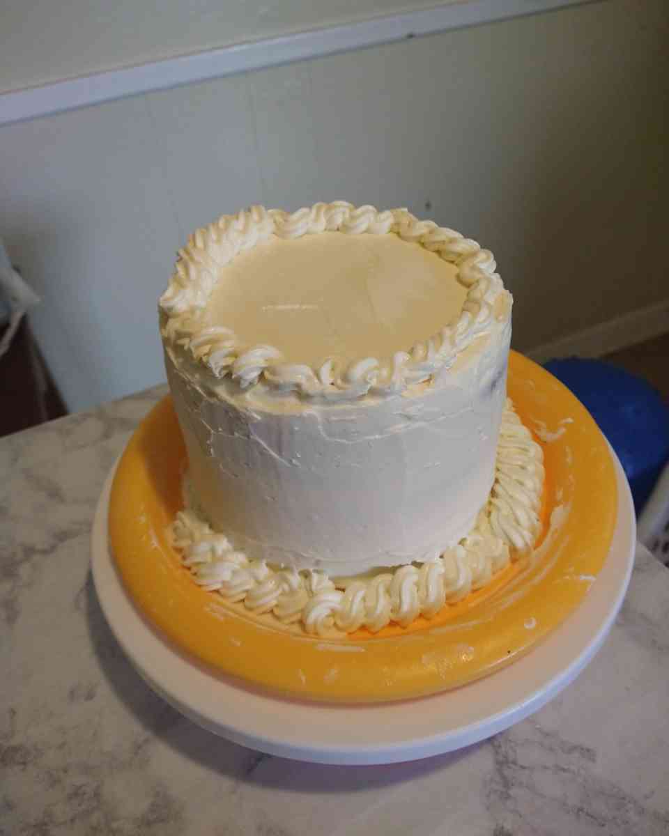 3 layer 6 in vanilla cake