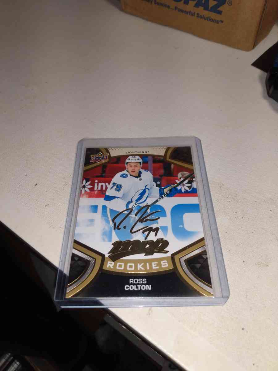 2021 2022 MVP upper Deck rookie card Gold