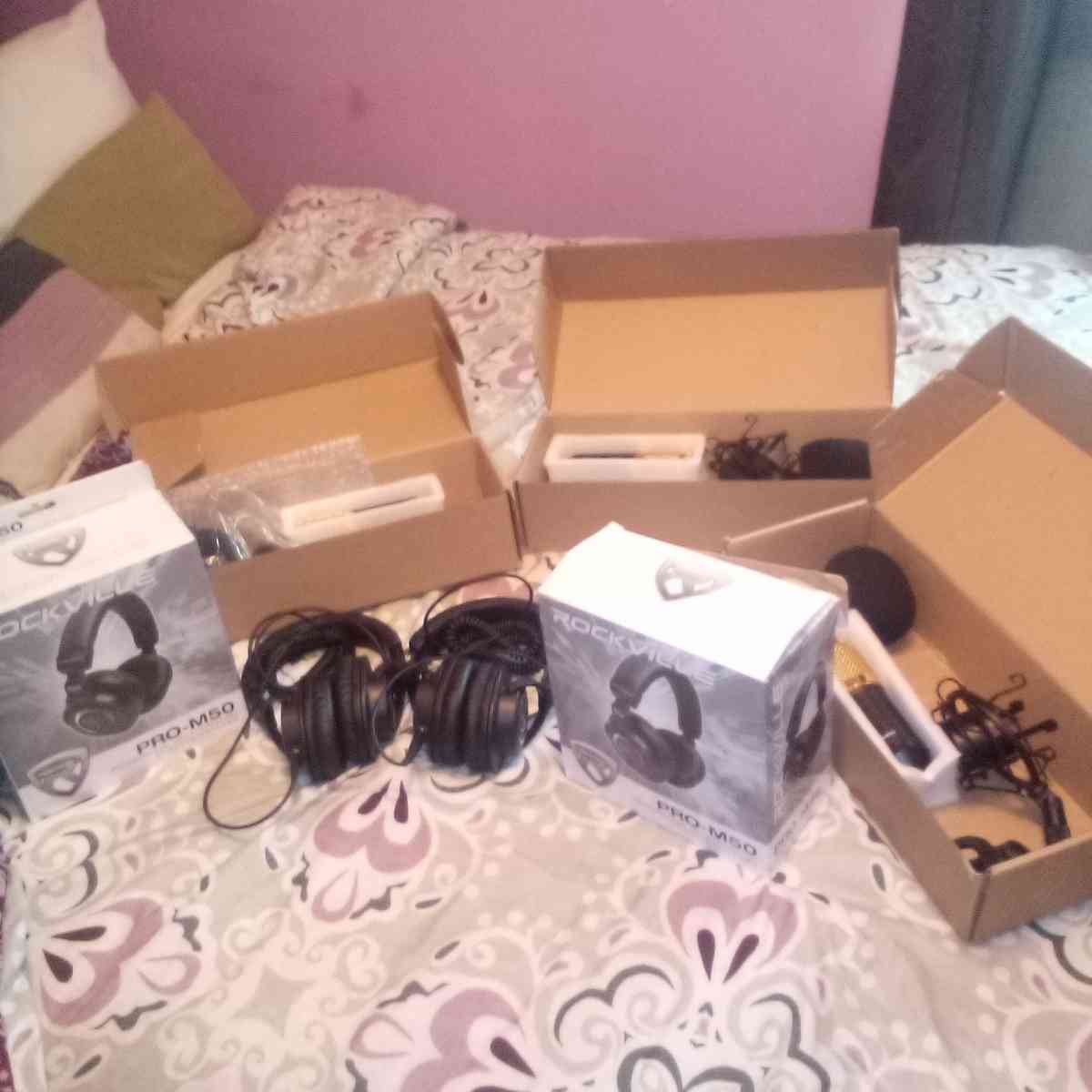 podcast microphones and headphones and headphone amplifier