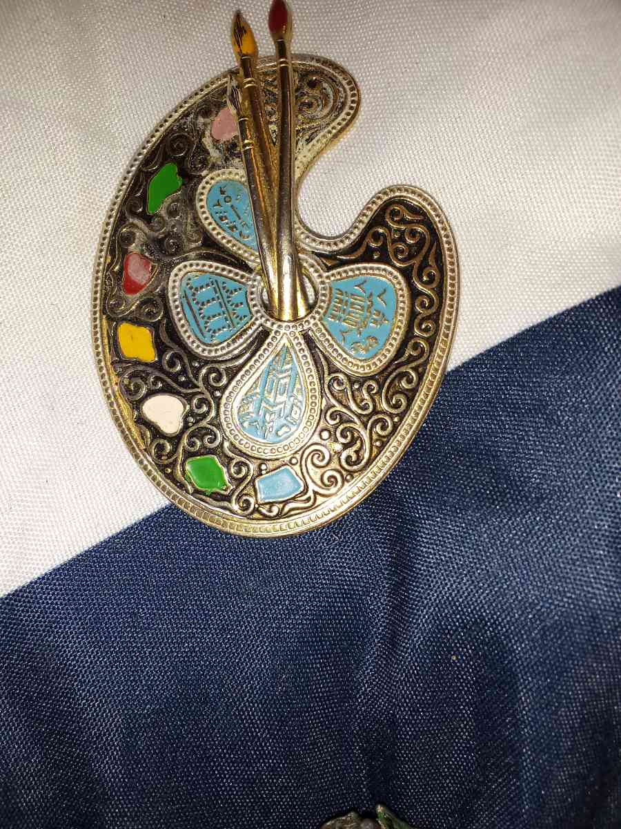 old vintage broach