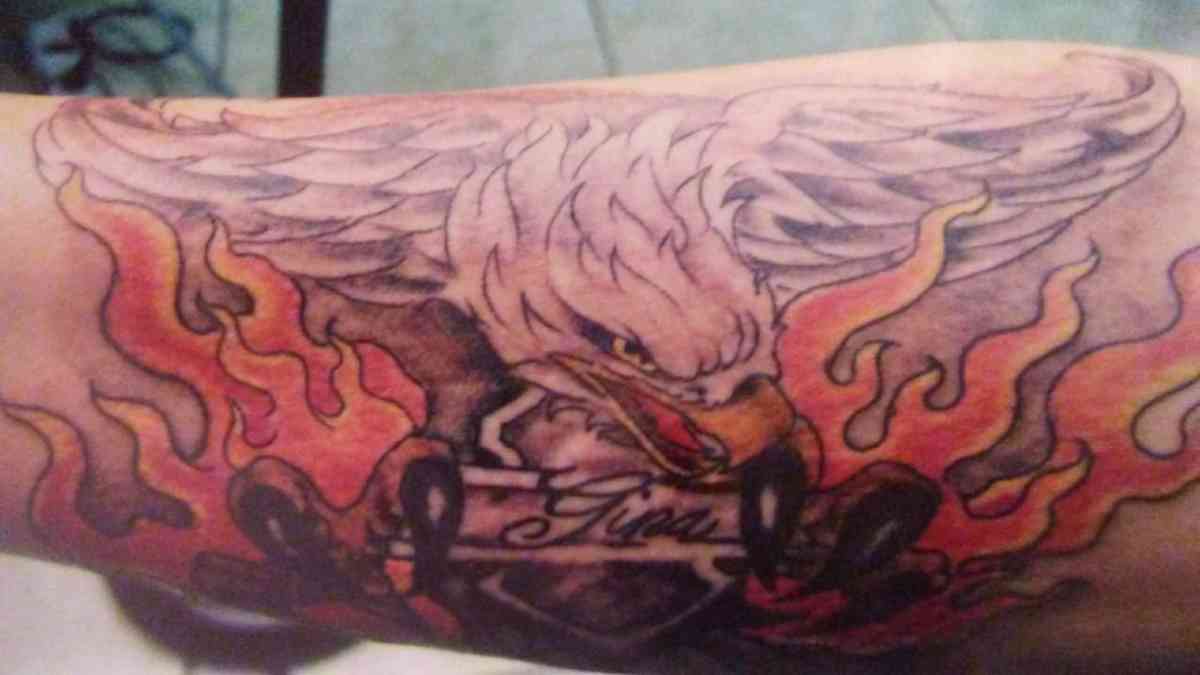 Tattooing and piercing courses and certificates after 3 mos