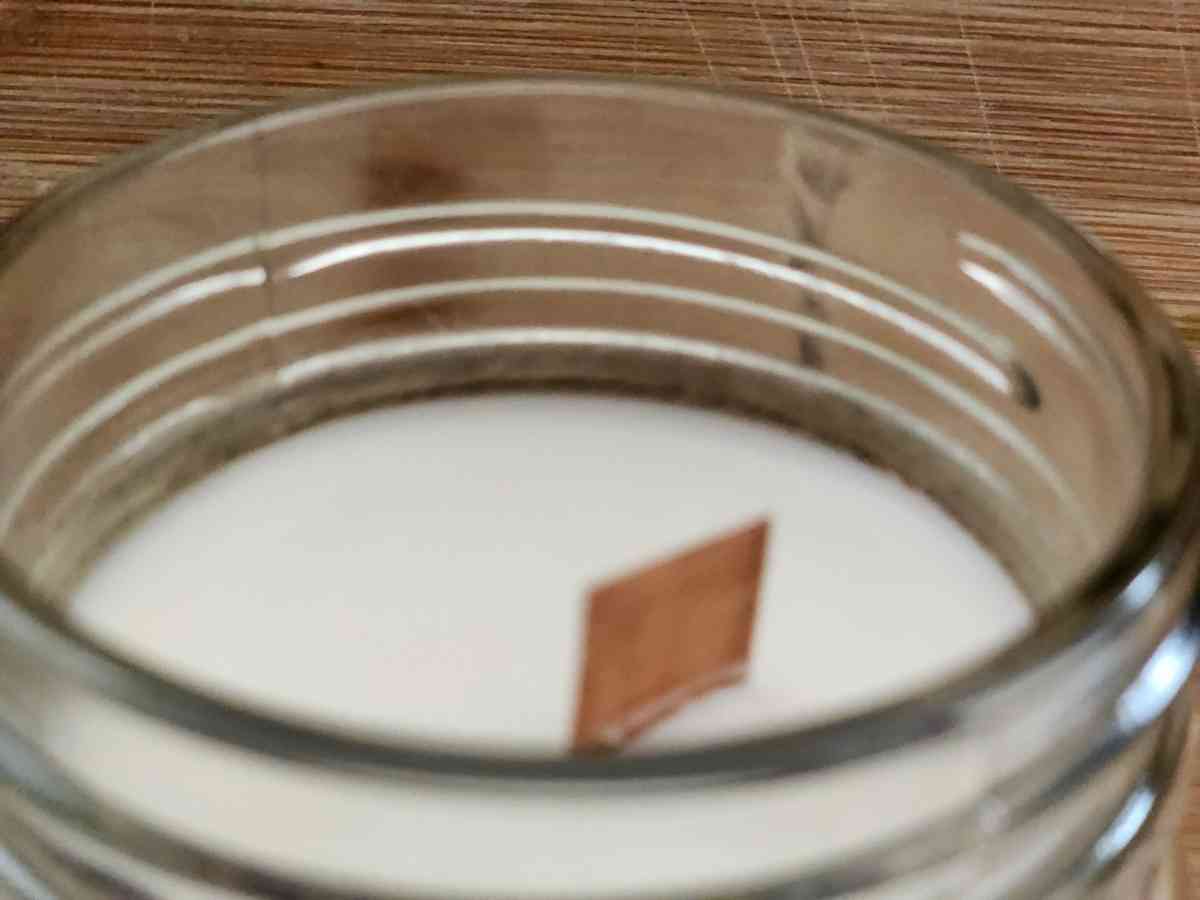 Handmade 16 oz mason jar candle