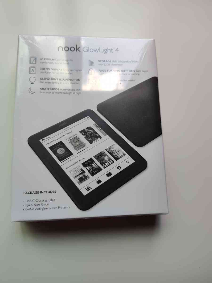 Unopened Barns and Noble Glowlight 4