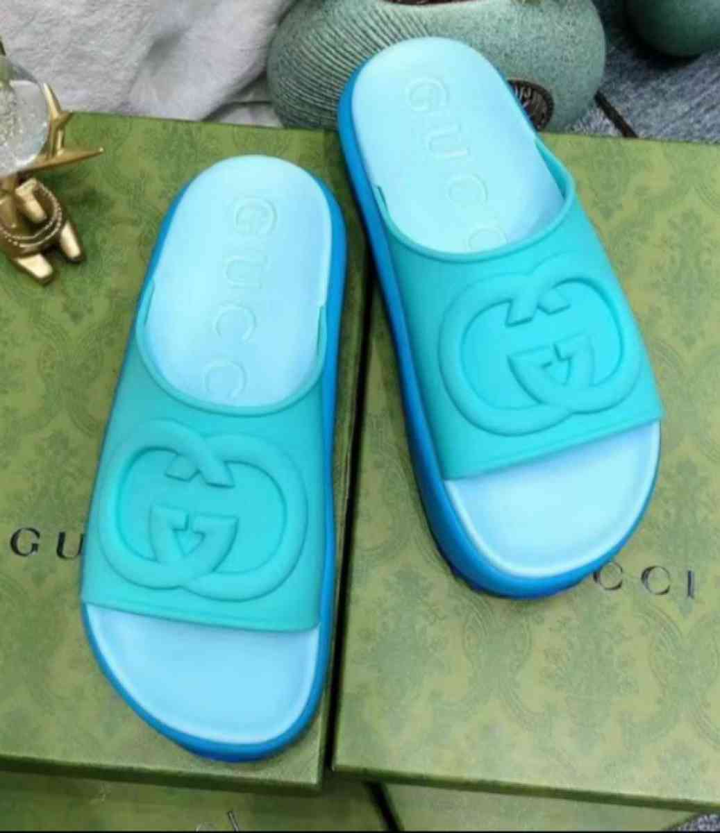 Gucci Thick Sloes Leisure Sandals