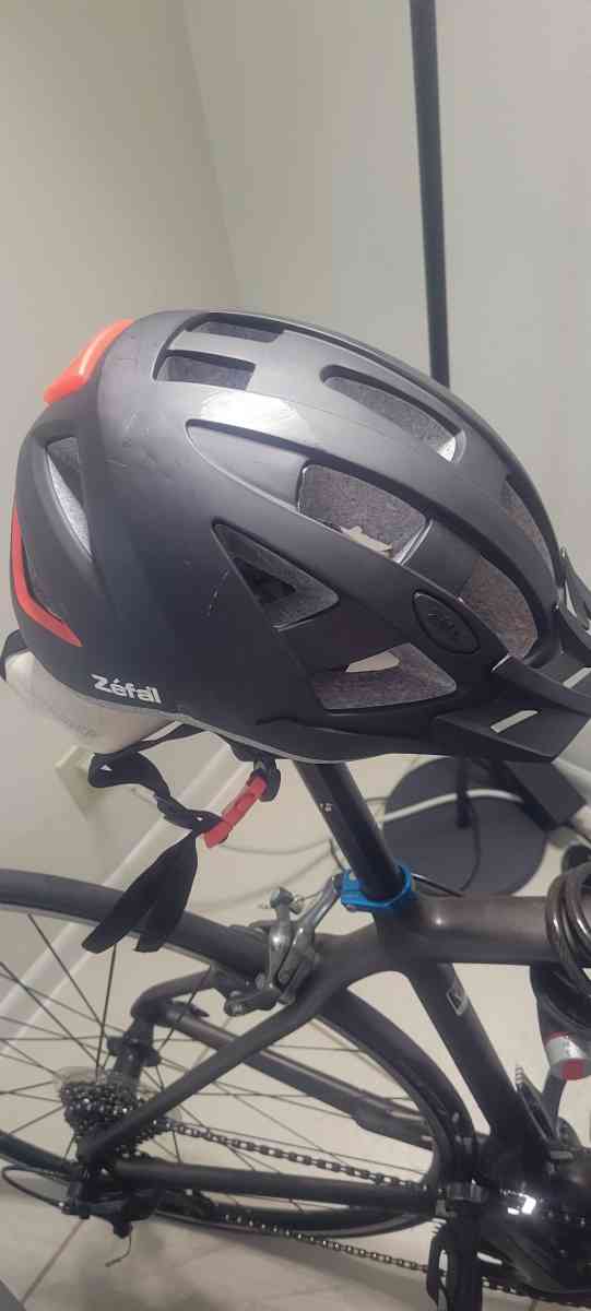 trek full carbon road bike