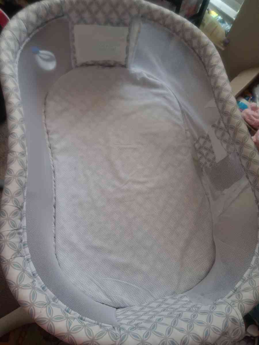 halo bassinet