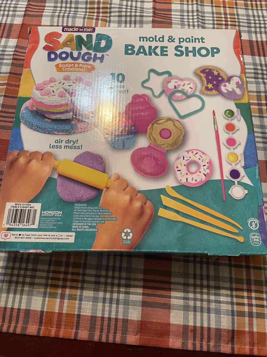 SAND DOUGH MOLD PAINT BAKE SHOP