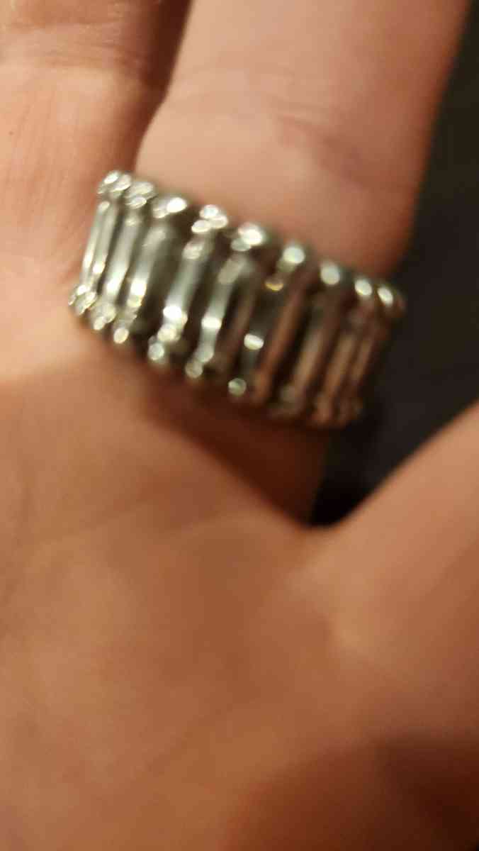 adjustible Jade and faux diamonds ring